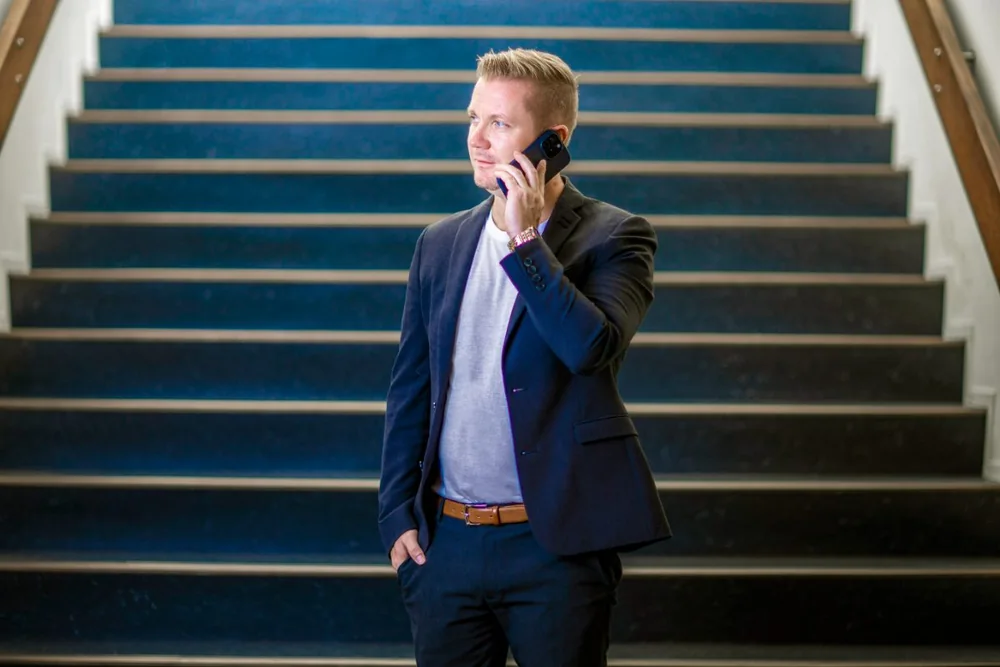 Simon Grevang arbejder som fractional CMO for B2B-virksomheder